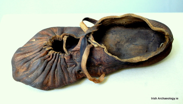 irisharchaeology:  An early medieval leather shoe from Ireland. It is over 1200 years