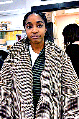 Ayo Edebiri | SEASON 3 OF THE BEAR DROPS NEXT MONTH ON HULU JUNE 27 YAHOO #thebear I Dont Know If Hashtags