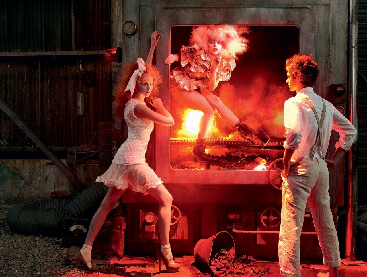 littlehookerofgaga:  Lady Gaga,Andrew Garfield and Lily Cole photographed by Annie