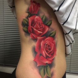 womenwithink:  By @wookietattoo #rosetattoo