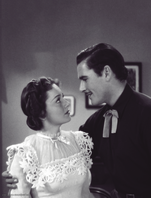 gentleman-flynn:Errol Flynn &amp; Olivia de Havilland in Dodge City (1939)