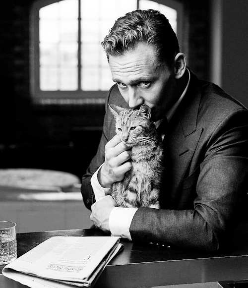 Favourite Tom Hiddleston images 15 / ∞