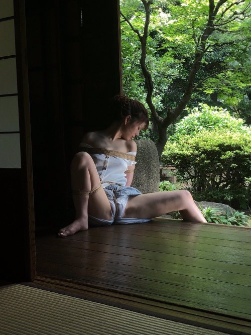 Shibari Ren YagamiModel Nozomi Arimura