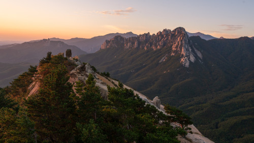 Ulsanbawi Rock (the non-panorama version), Seoraksan National Park