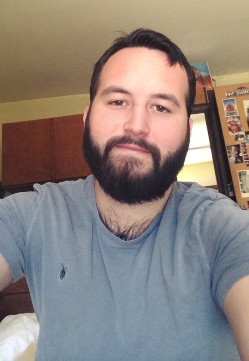 gggsus:Feeling like a happy little fuck today