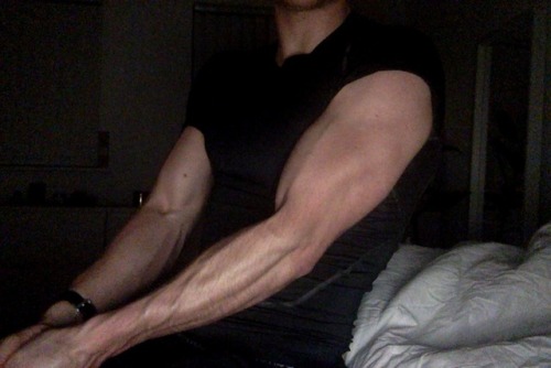 alexanderjpreston - arms r looking fuller and i am not mad