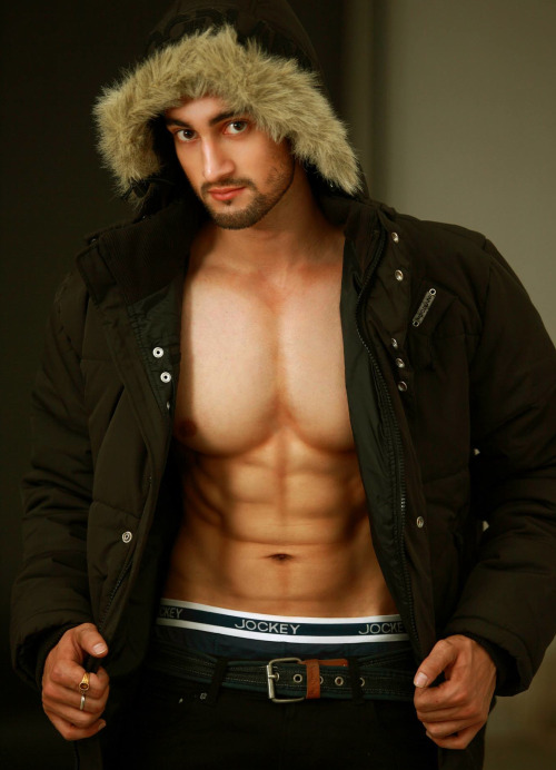 menofindia:  Preet Bal 
