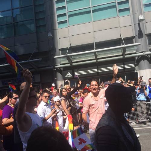 Prime Minister Justin Trudeau came out to support LGBTQ communities and celebrate with us #justintr