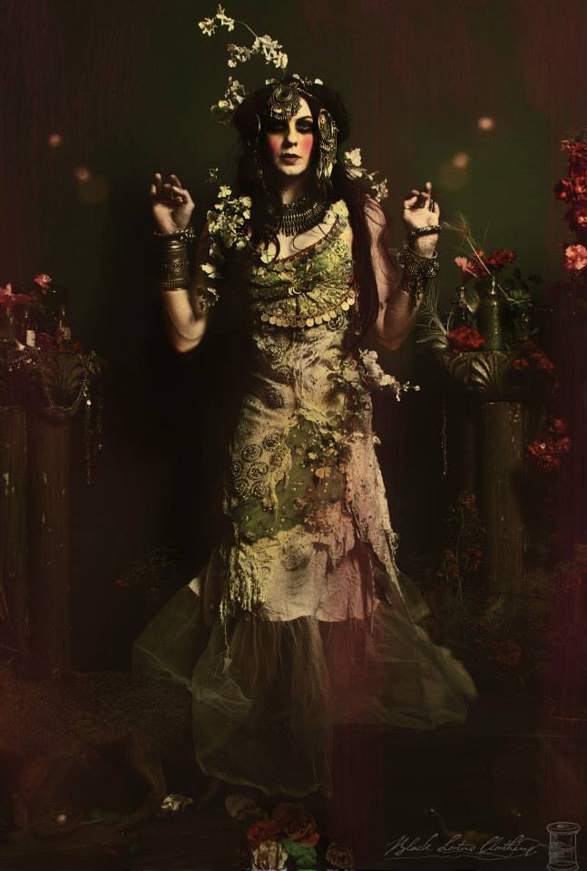 gothiccharmschool:  These are gorgeous. From Black Lotus Clothing.