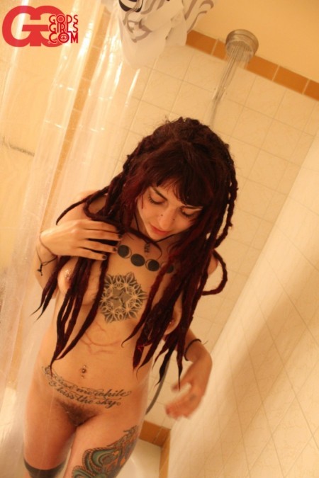 godsgirlgeneva:  Sativa - Join us at Godsgirls.com 