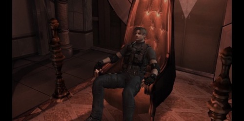 this chair in devil may cry 2 always makes me think of the chair in resident evil 4.