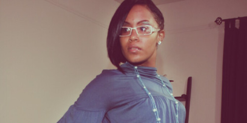 prettypussytree:  homegrownsselfsandsubmissions:  1/20/12 09:47 @MrDeep9513#SexySundaySubmit your pics at:http://homegrownsselfsandsubmissions.tumblr.com/submit  So much ass had to split it parts (via TumbleOn) 