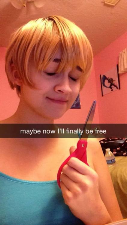 smackthatvantass:n00dlechan:damns no …  I love this every time I see it