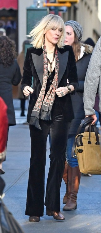 xfilesbaby: oceans8-updates: Cate Blanchett’s outfits in Ocean’s 8 (part2) I’ve never been gayer H