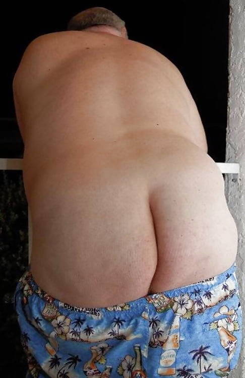 sphincterfeeder: I L O V E Old man asses! So tasy and musky! SMELL THE RAINBOW! SnifffFFF!