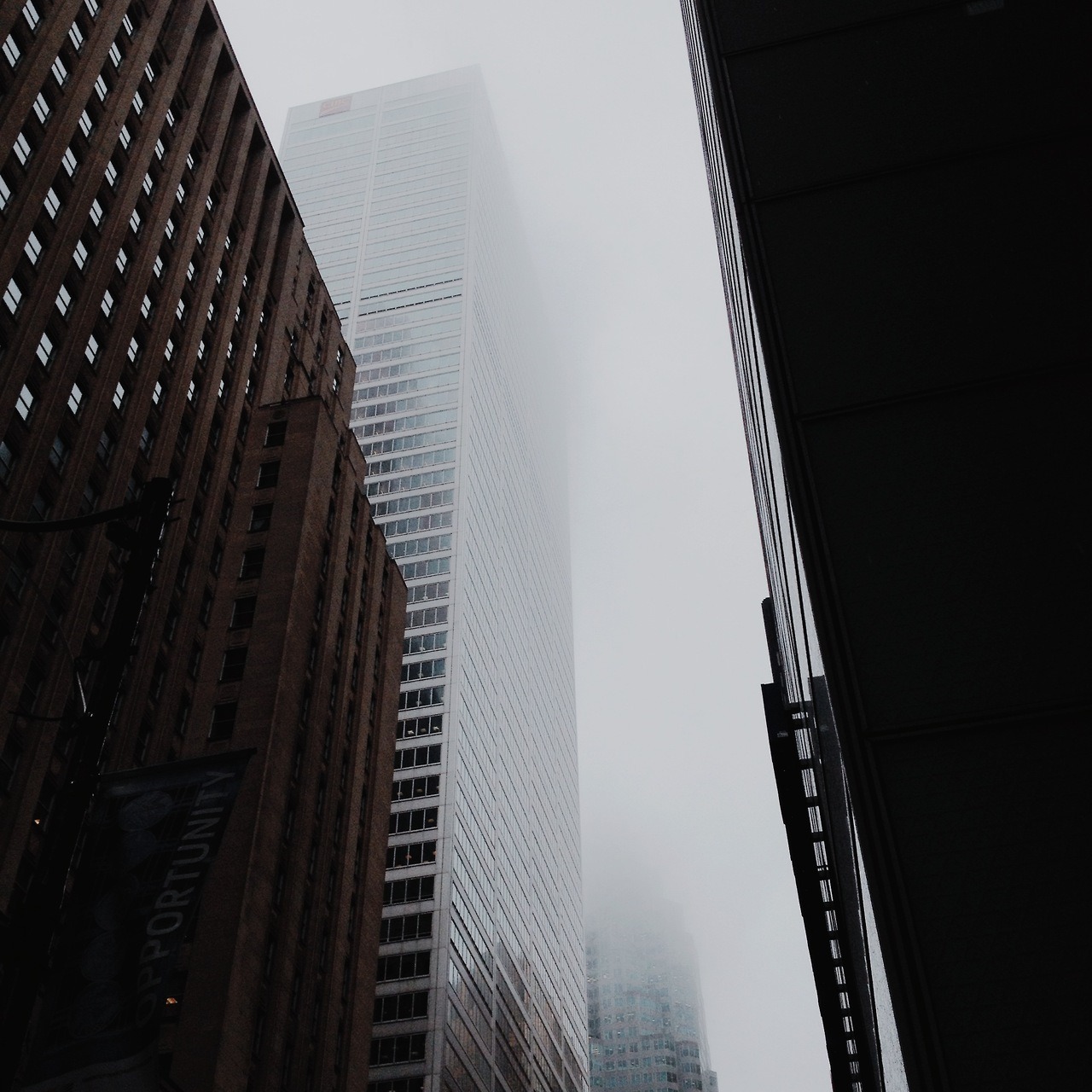 theleisureassembly:Downtown || IG: mitchtuckett