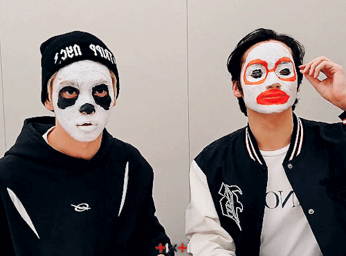 theynchapter - (★ࡇ♡) ?!