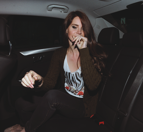 cleanight:Lana Del Rey // April 10, 2012