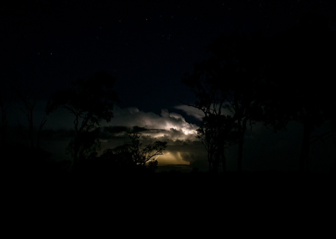 benjamin-luke-guzenda-blog:  Lightning lights the night sky with an incoming storm,