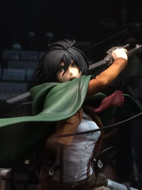 Close-ups of Union Creative’s painted Mikasa figure, which debuted at Wonder Festival Winter 2015 today! (Source)See it on display with UC’s Levi figure here.Also, these were the original sketches by Asano Kyoji: