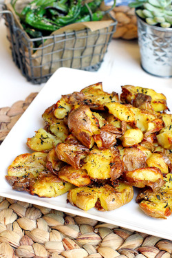 yummyinmytumbly:  Crispy Smashed Potatoes