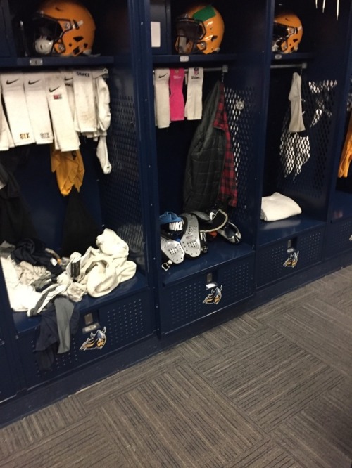 Some good shit yesterday in football locker rooms!! Hit me up if you&rsquo;re interested in any used