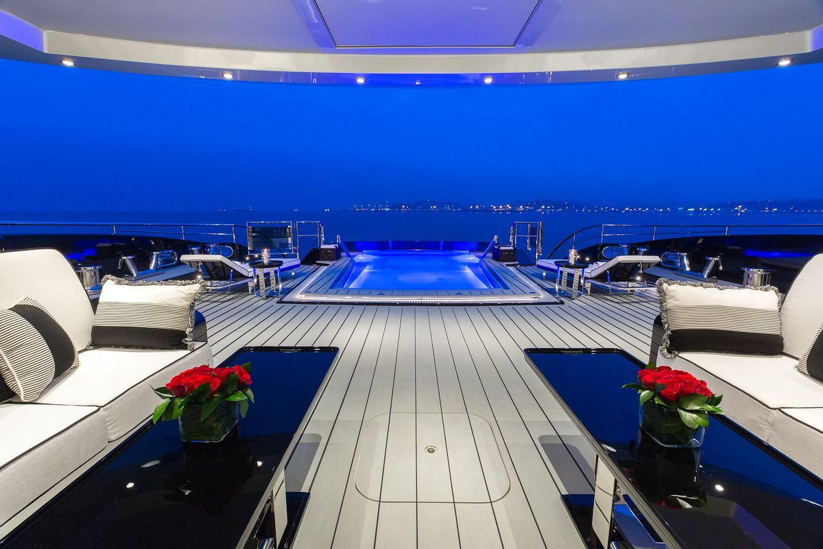 Main Deck with Infinity Pool