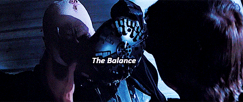 littlesparklight:ben-mendelsohn-trash:It is so much Bigger.SEE?? This IS THE BALANCE OF THE FORCE ON