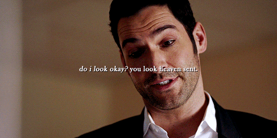 chloesdecker:  Chloe and Lucifer throughout the seasons