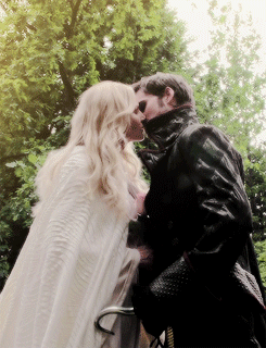 pirateswaan:cs au: even saviors have to take a break sometimes. emma uses it to spend some time with
