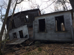 newenglandhardcore:  We also found a house
