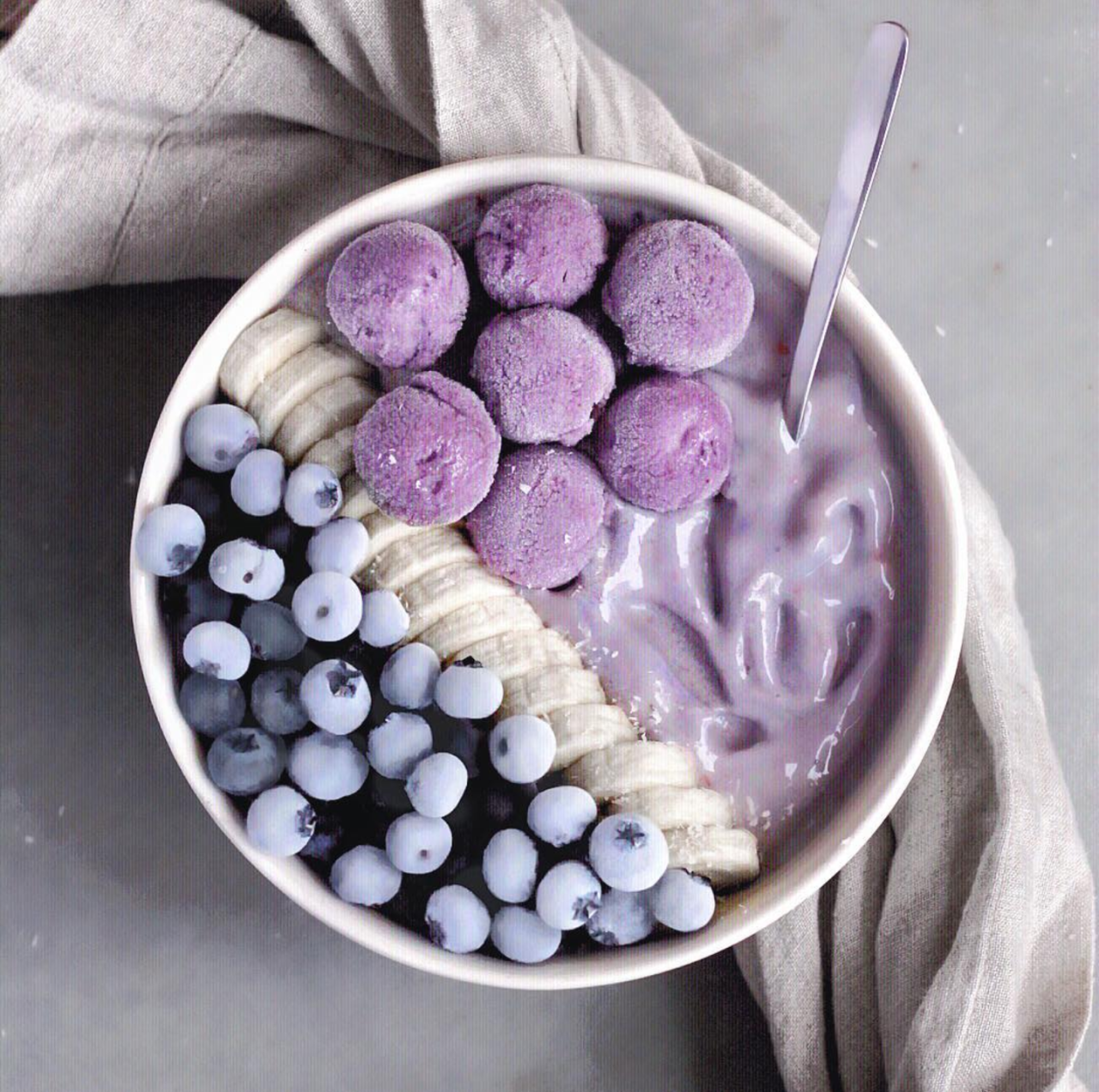 imaf00die777:@naturally.jo smoothie bowls