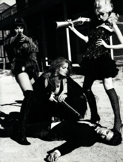 Magazine: Vogue ParisYear: 2010Model(s): Abbey Lee Kershaw, Eniko Mihalik, Crystal Renn, Danny Schwa