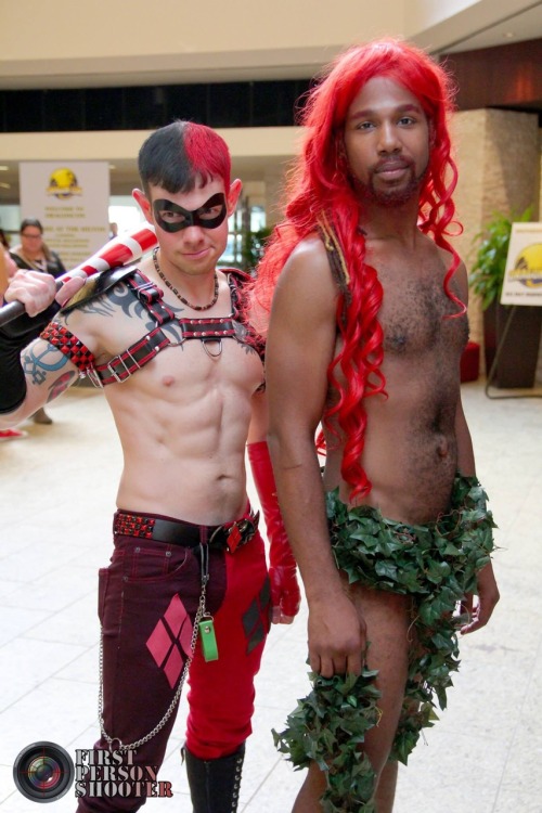 gaycomicgeek:  This is one of the best pics from the weekend.  www.gaycomicgeek.com