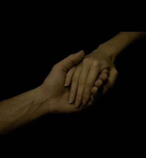 thewildetyme: when hands touch..