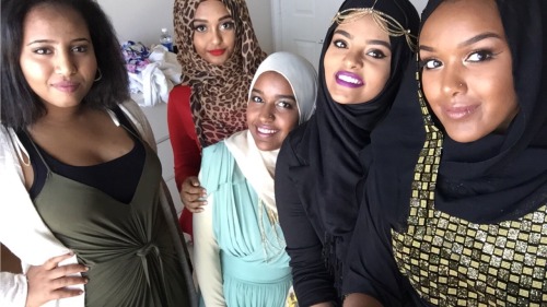 boldlipsandbighair:Eid pictures from this past weekend with my beautiful East African sistahs ✊❤️