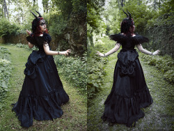 gothic-and-beautiful:  Chimaera  Model: Royal of Made by Royal Horns: Margherita Pletti Claws: Myril Jewels Headpiece, Jewelery, Wings, Costume Design, Styling, Photo and Editing:THE.ORY 