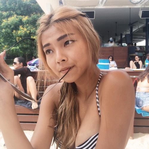 perfrack:SG striped bikini compilation. Amazing.