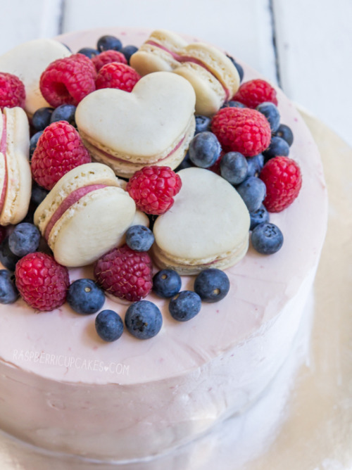 confectionerybliss:Lemon Syrup Sponge Cake with Whipped Cream Cheese Icing and Berries | Raspberri C