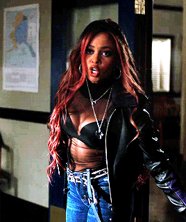 newtscamanders: #a school dress code? #what dress code?