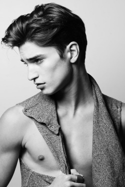 gosmoke:  Alexander Ferrario 