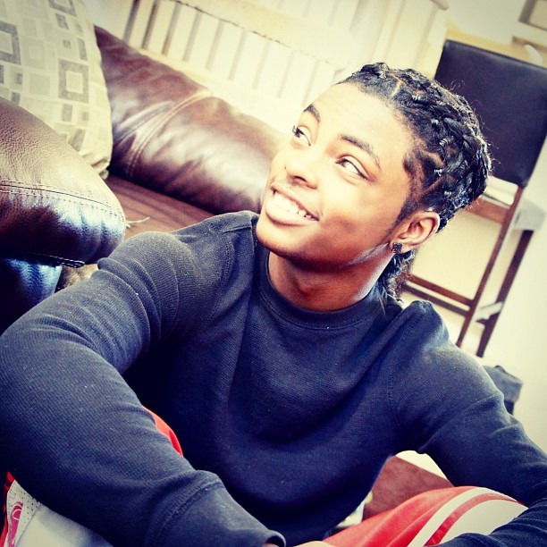 mrskarfase69:  mrskarfase69 follow me and I’ll follow back