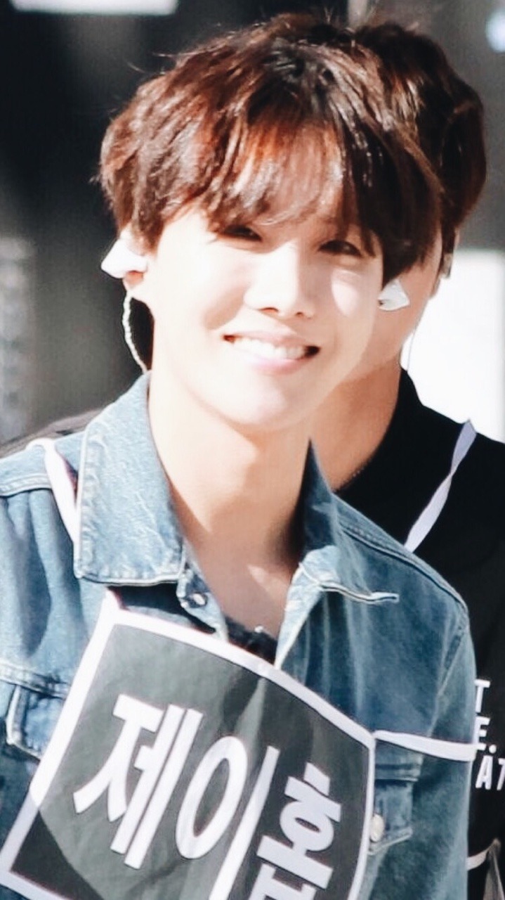 Bts Wallpapers Hoseok Smile Wallpapers