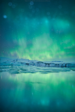 neptunesbounty:  Emerald flame by CoolbieRe