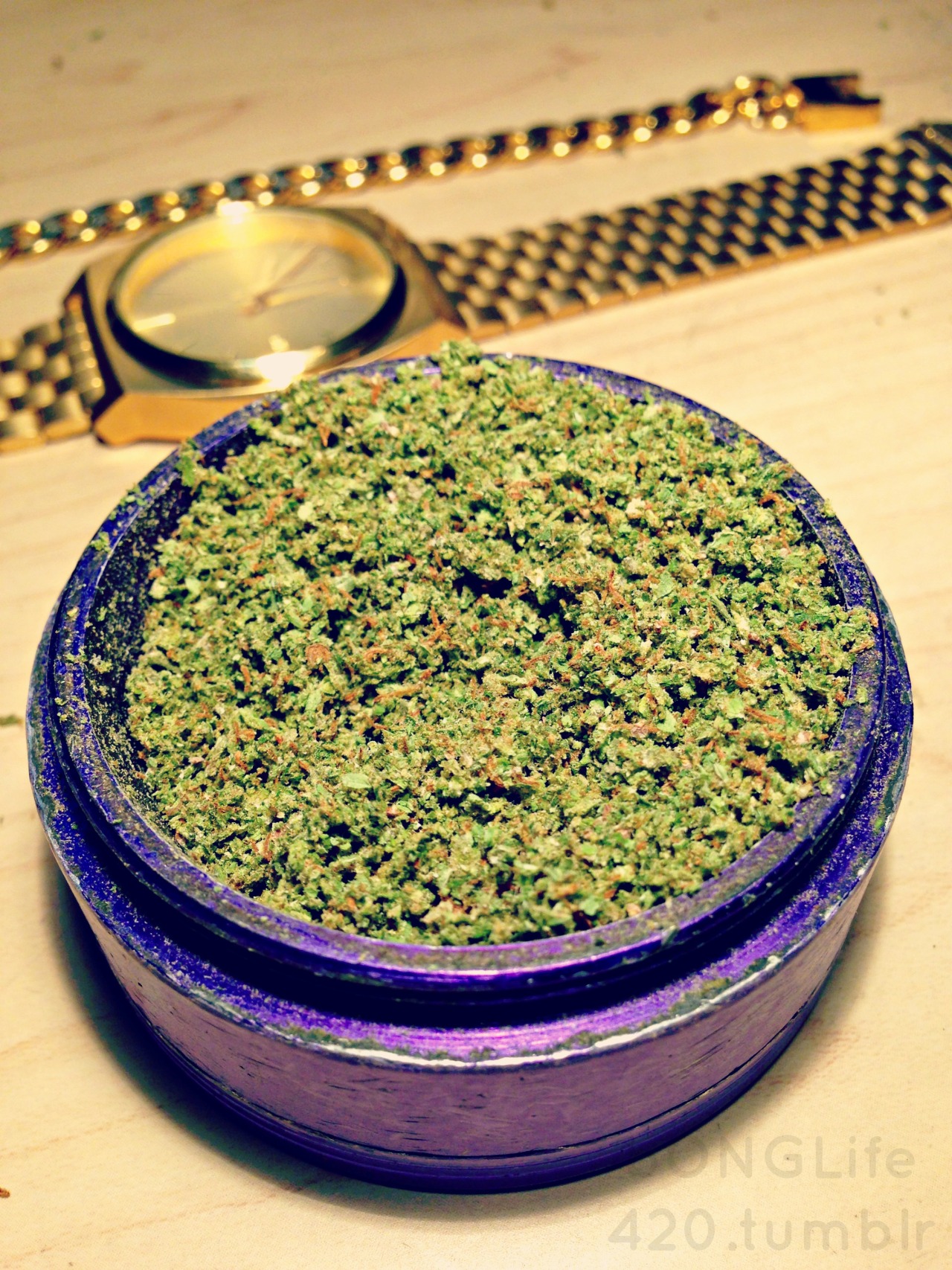 bonglife420:  Rolled a blunt today  