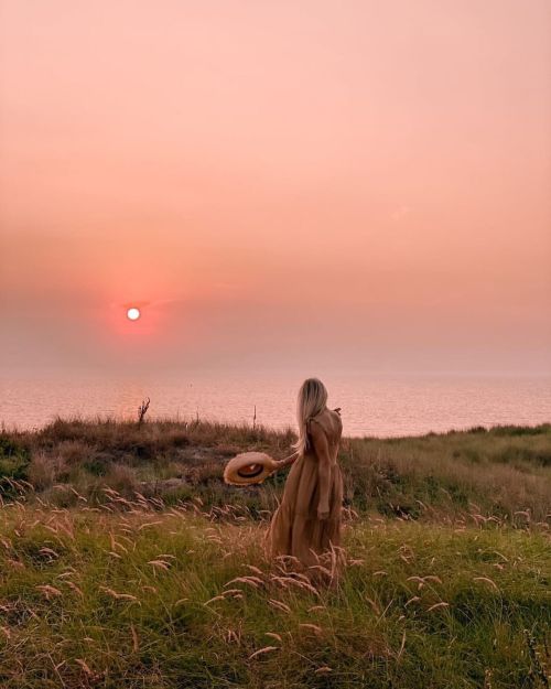 montana sunset midi dress