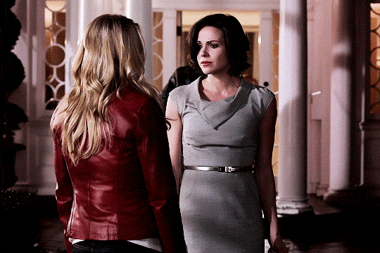 roxton: Emma “not as straight as she thought before” Swan meeting Madame Mayor for 