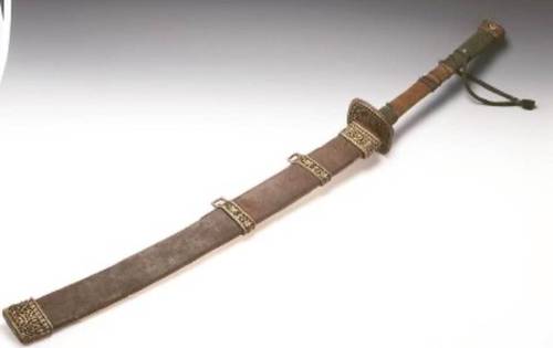 Kangxi era saber donated to Chiang Kai-Shek for his 60th birthday, now in the collection of Ningbo m