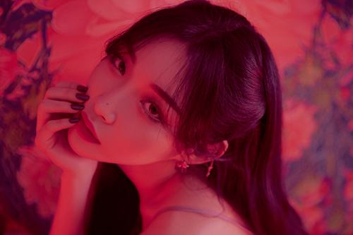 yourghostcat:chungha - the 2nd single ’벌써 12시’ #gottago