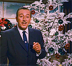 waltyensid:The holiday season is celebrated in many ways, in many different countries.Christmas chee